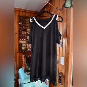 Black and silver v neck tunic